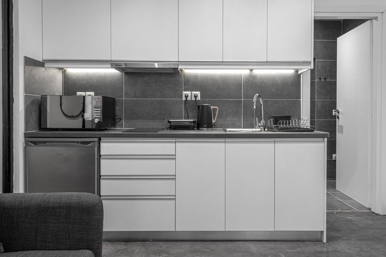 אתונה Phaedrus Living: City Center Luxury Flat Loukianou מראה חיצוני תמונה
